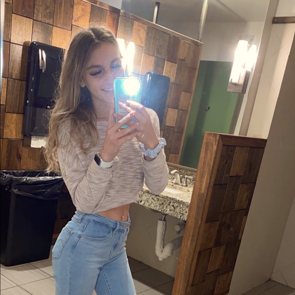 Meet your Posher, Kristin